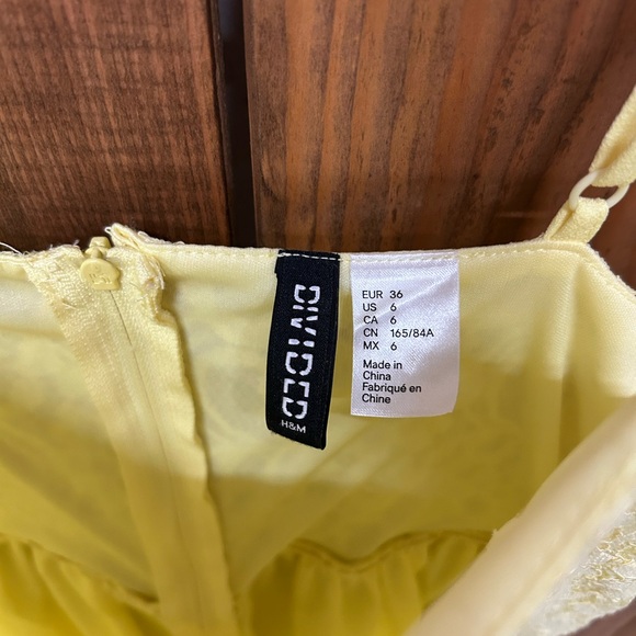 H&M Divided size 6 yellow dress - Picture 6 of 8